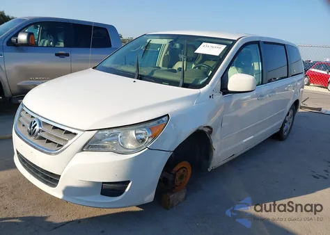 2010 Volkswagen Routan Se from USA, damaged, VIN 2V4RW3D17AR171304